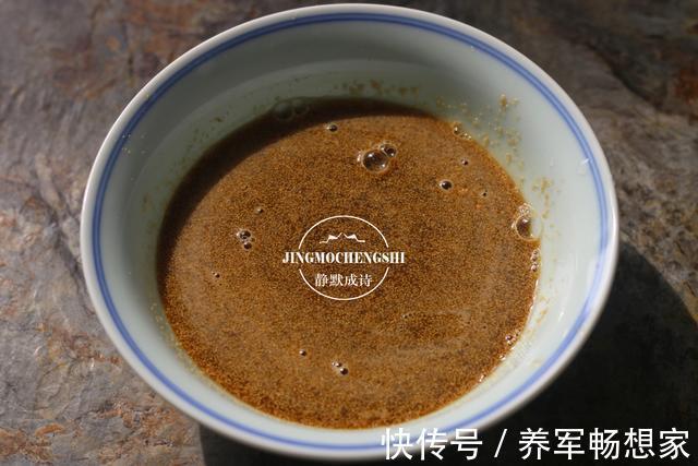 面食|先蒸后烙,外酥脆里松软,自从学会面粉此做法,孩子连面包都戒了