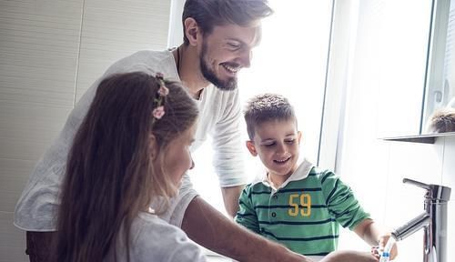 精神滋养，才是给孩子最好的教育，父母务必记住3点