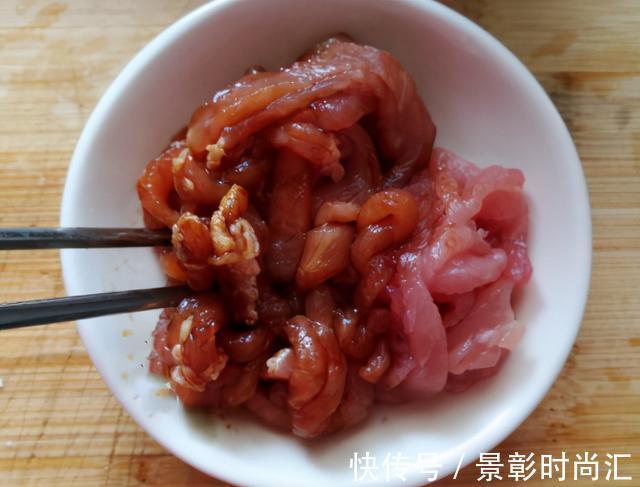 技巧|手擀面为什么一煮就断?大厨:学会1招技巧,面条爽滑劲道不易断