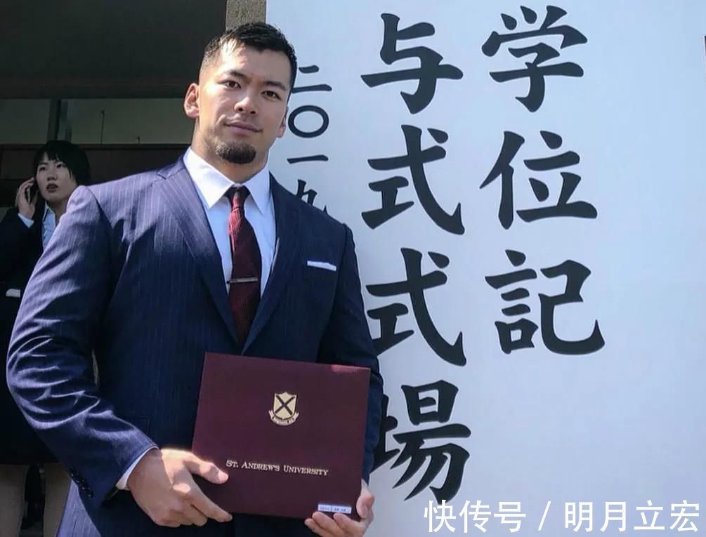 t181cm日本肌肉壮男走红,每天深蹲练出大粗腿,网友不淡定了