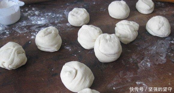 肉夹馍最详细做法,从卤肉到和面,步骤详细简单易学