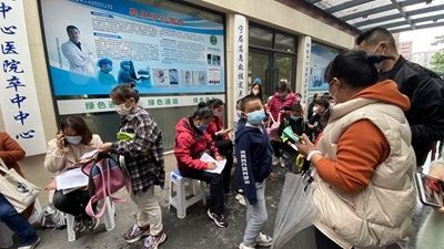 接种|柳南区实验小学教育集团：共筑最美防线 保障学生健康