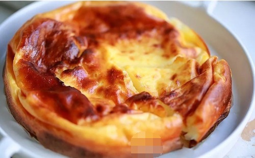 蛋糕|一包酸奶、两个鸡蛋、一勺淀粉,搅一搅就可以做的蛋糕