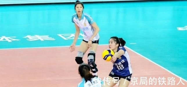 上海女排|蔡斌知人善任,年轻江苏打出未来!王之腾僵化,后备充足不敢用