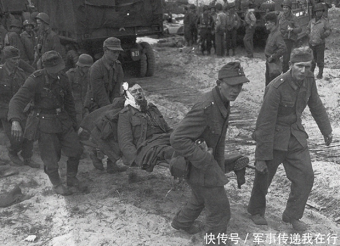 战争|这张著名照片背后的故事：16岁德军少年被俘后痛声哭泣
