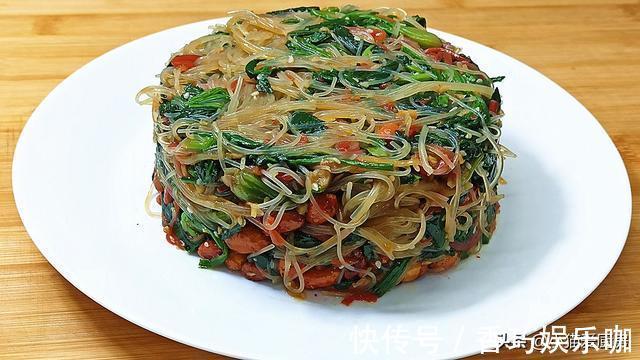 小猫|教你菠菜爽口解腻的做法,几分钟上桌,营养好吃做一大盘不够吃