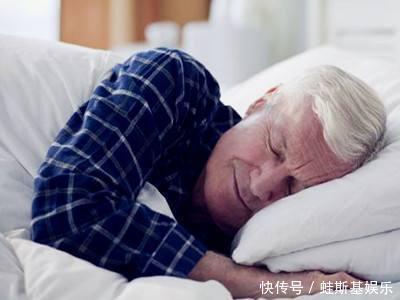 担心|人老了最怕老年痴呆?担心时看准“4不”,一个不占的把心放肚里