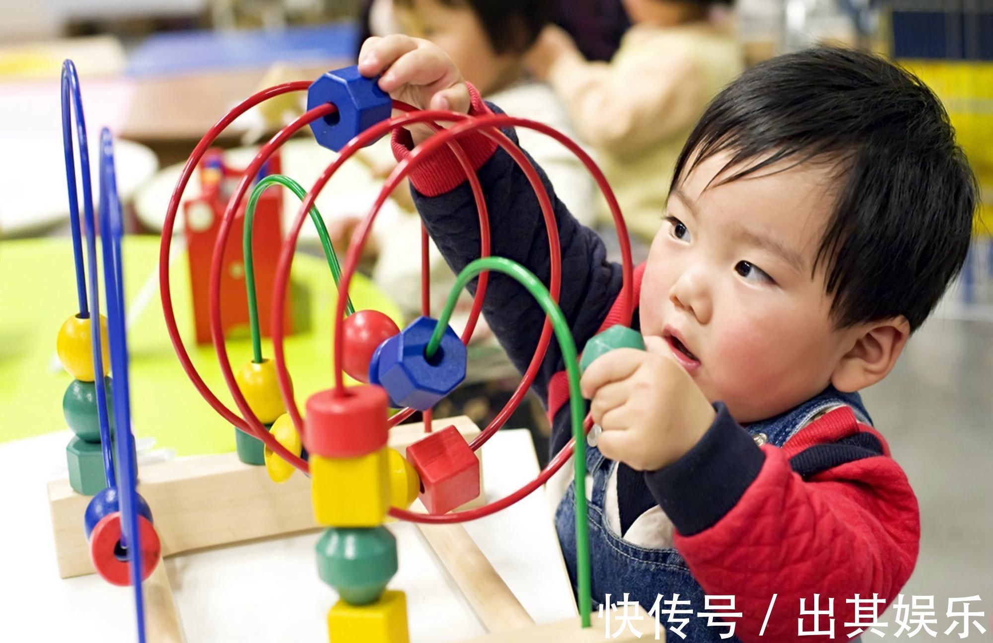 丈夫|产后妻子爱答不理,丈夫偷偷安装监控,监控拍到的画面却让他泪崩