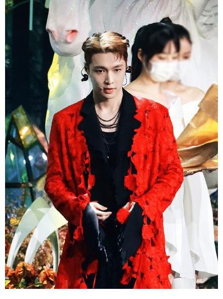 第28届《东方风云榜》音乐盛典 ！棒！