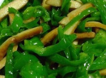 喜欢|喜欢吃青椒的人,皮肤会超好,但青椒有1大禁忌,还有人不清楚!