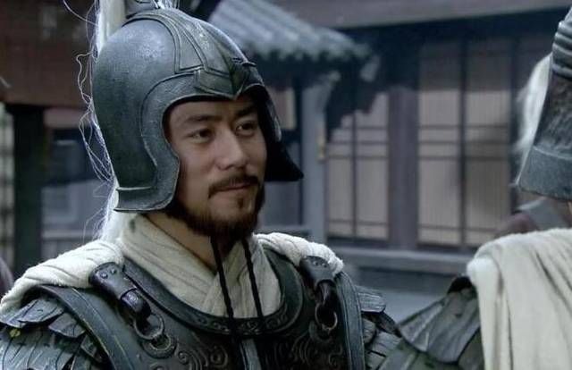 接近|诸葛亮和曹操都想成为乐毅样的人，可最后谁跟乐毅最接近？