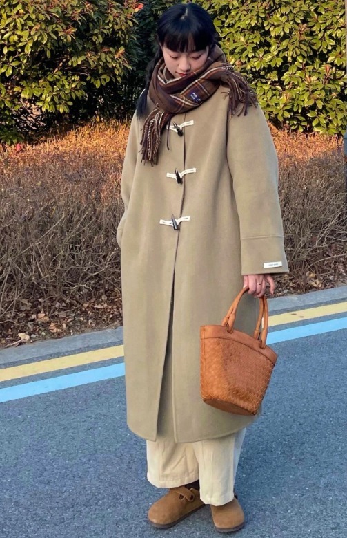 搭配 讲真的,冬天还是穿毛呢大衣更洋气,这些搭配温柔优雅又有格调