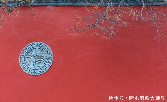 青海最著名的寺庙，宗喀巴大师的诞生地，还是青海最出名的景点！