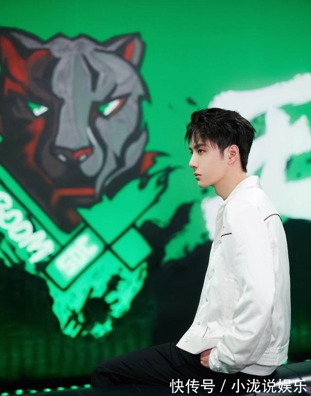 男人|王一博一個懂得送什么禮物的男人,這種大方周全少有人能做到