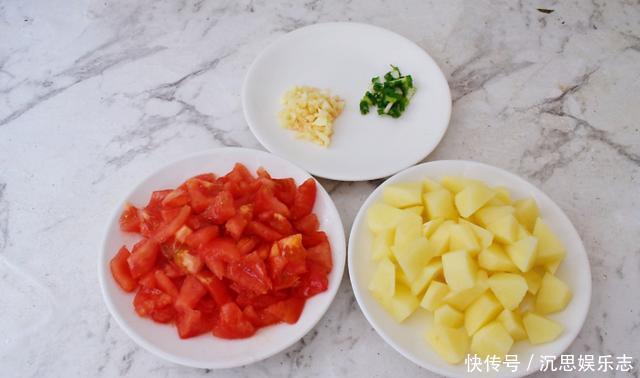 冰箱里面|剩米饭别总炒鸡蛋,不要丢,换个花样做好吃不止一点点