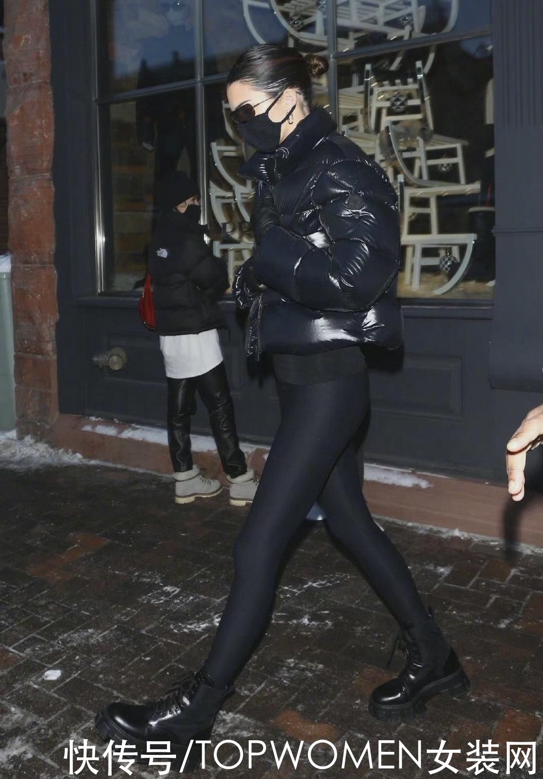 肯豆飒气的四套时尚私服,教你穿出冬日超模感,这衣架子身材太绝