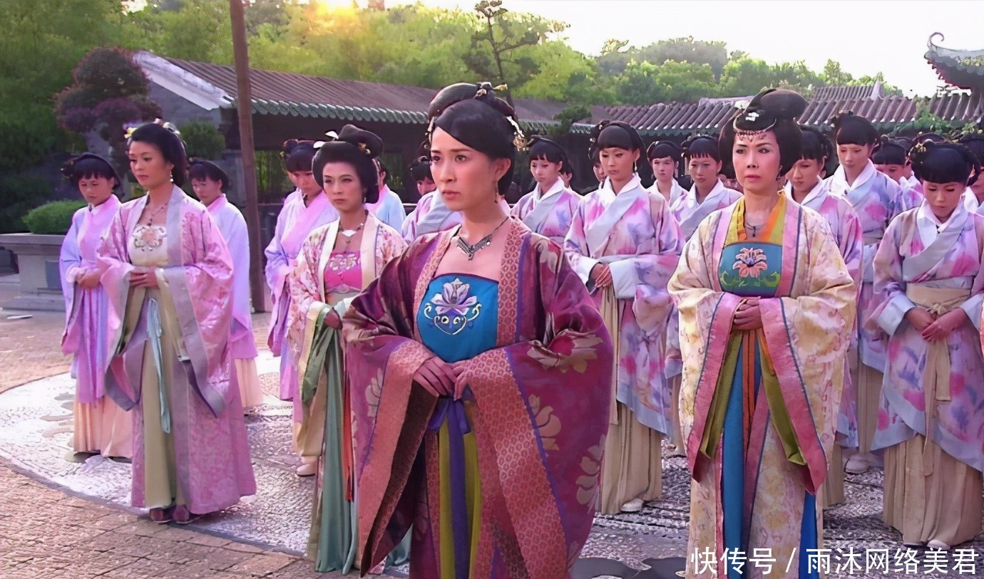 古代的女官是什么官?除了本职工作外,还要满足皇帝沦为玩物