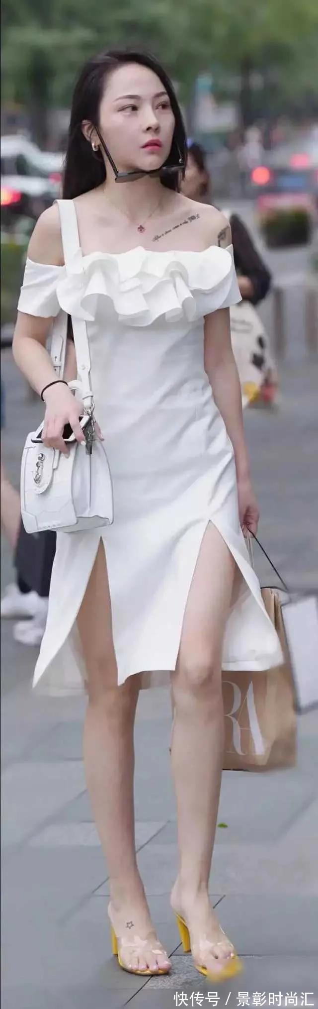 美女 难道今年流行透明高跟凉鞋吗?30位美女穿出了简约而不简单的效果