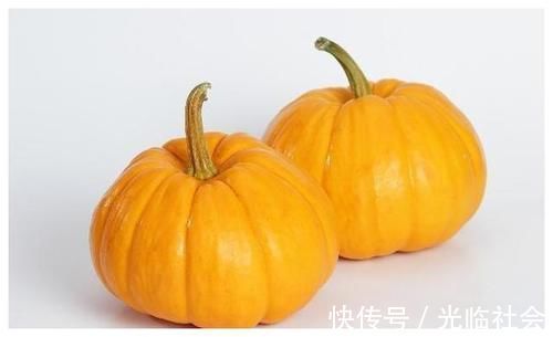 胰岛素|血糖升高时，做到“饮2水、食3瓜”，糖尿病可能与你“无缘”！