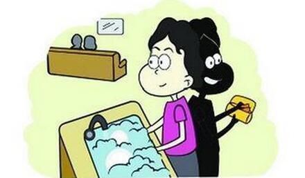 子女|如果不生孩子,老了真的会很可怜吗?网友的“神回答”太扎心了