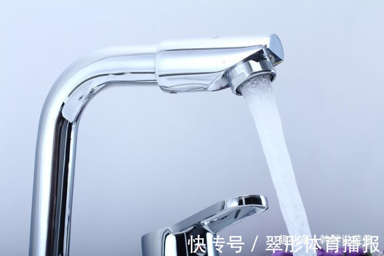 浴霸|10个装修9个错,最容易犯错的17个卫生间装修细节,我家一连中8个