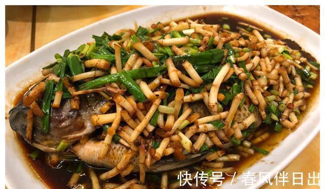 弟弟来帮我收小麦，当天我特意做一桌菜招待，饭后公婆亲自来感谢