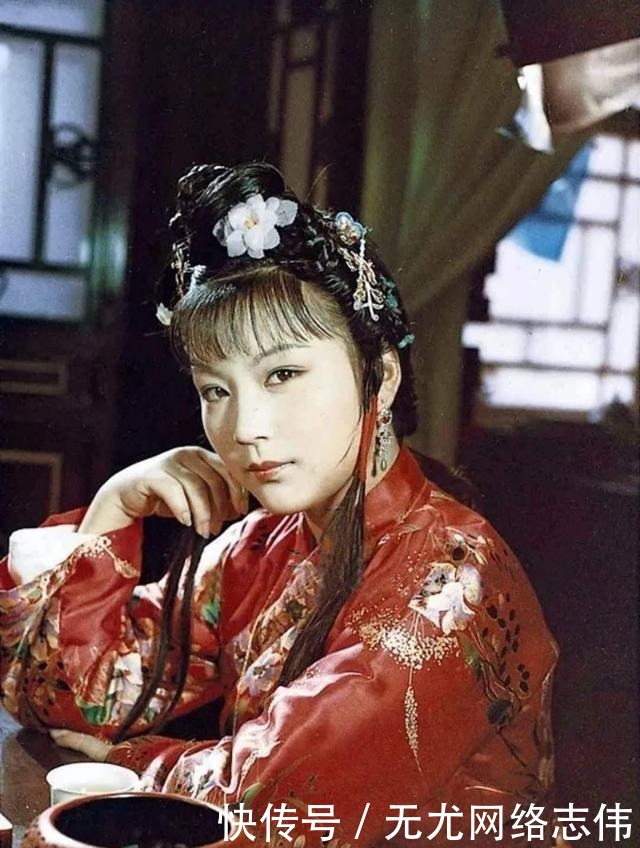 红楼梦|《红楼梦》里的姑娘中最没有大家闺秀风范的是谁?