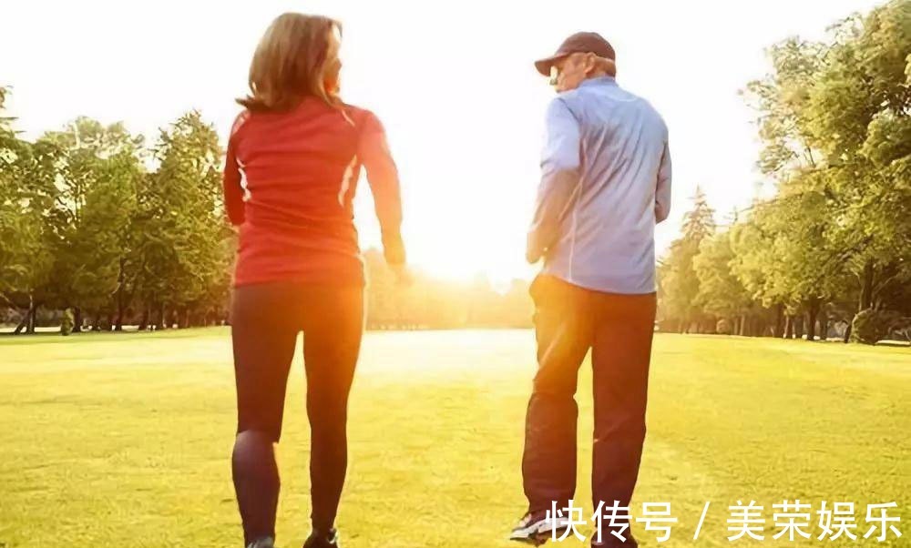 健康|建议中老年人，有钱少买保健品，“常吃6样，做3事”，健康又长寿