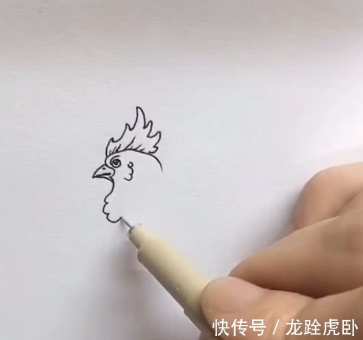 美术生画#美术生画公鸡,不起型直接画,成品很有料,网友:橡皮擦放假了