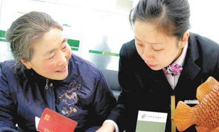 个人所得税|2020年房产“新规”通知房子过户给近亲属,不征收个人所得税