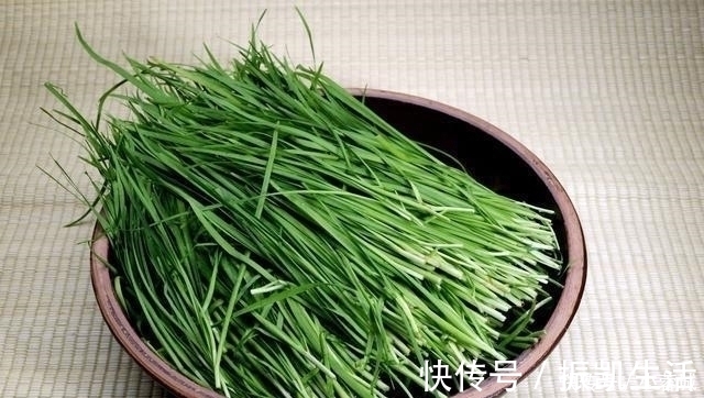 这个馅的饺子百吃不厌,我家每周都包一次,馅香味美,真好吃