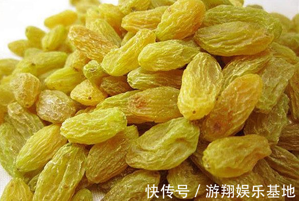 血管|50岁后睡前吃这“小零食”,眼睛亮,血管通,血压稳,养生更长寿