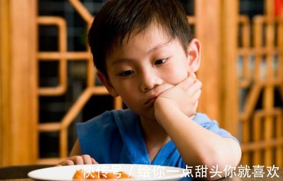 夜灯|睡前不能对孩子做的3件事,影响孩子未来身高,还有家长在天天做