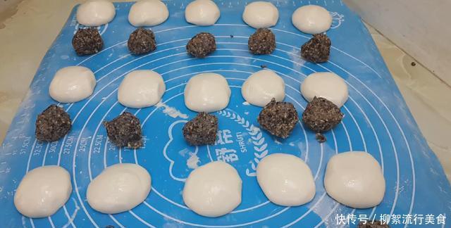 开水|麻团和面是开水还是凉水吗,掌握3个技巧,个个空心鼓泡不炸裂