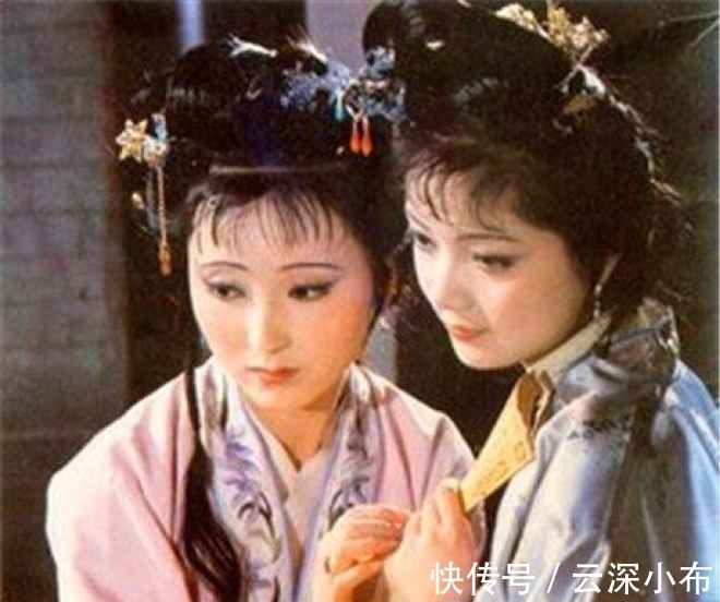 黛玉葬花&红楼梦:宝钗扑蝶和黛玉葬花,分别预示了宝钗和黛玉的不同命运