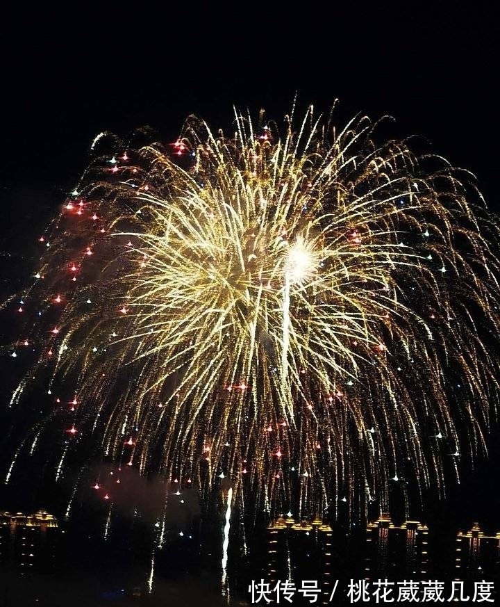 人健康&青未了|除夕感怀(诗歌原创)