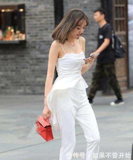 辣妈|超显高的短款打底裤穿搭,给你想要的优雅感,气质凸显