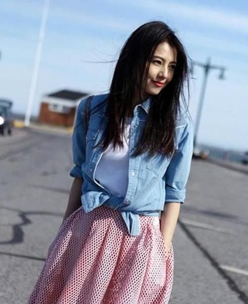 她号称“直男杀手”，出道23年从不参加综艺，网友：一股清流