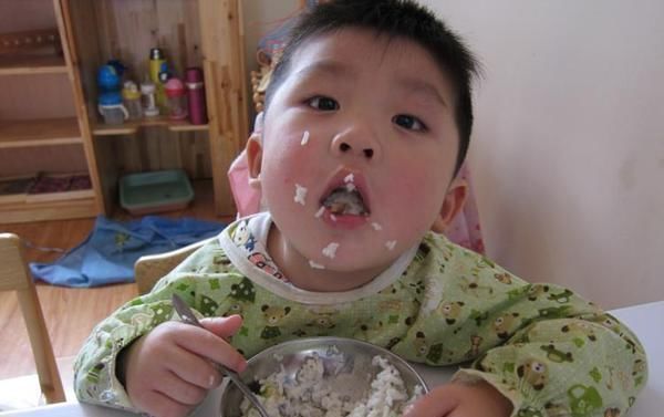 男童|5岁男童常年吃这些东西,光长胖不长高医生告诫继续吃要出事