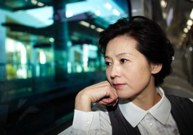 女人|女人更年期后,不妨多吃3种“零嘴”,皱纹、黄褐斑不敢来