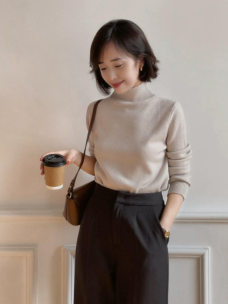 毛衣|40岁的时髦女人,衣服不会买太多,有“毛衣”就够了