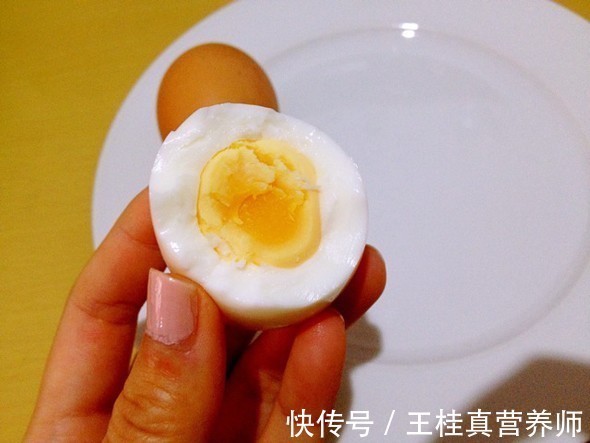 补钙|营养素补充剂中的“王者”,男人要补,女人要补,老人小孩都要补