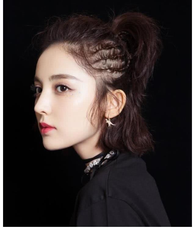 快乐家族|张雨绮的代班，给了芒果台高层一个完美理由，也让谢娜彻底清醒了！