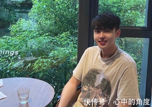 現(xiàn)狀|《offer》88位實習(xí)生現(xiàn)狀:梅楨放棄大學(xué)任教機會,他倆在一起了