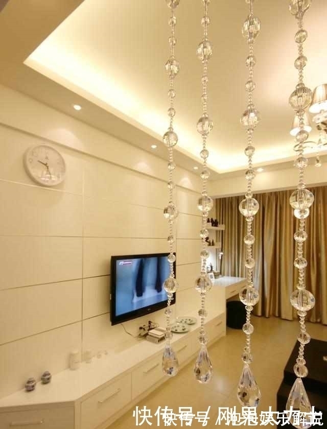 温馨|晒晒闺蜜刚装好的新家,温馨又大气,可一看玄关我笑出了声