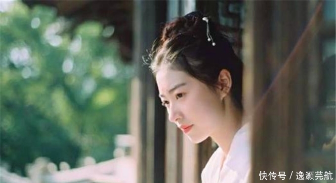 称帝|曹操称帝，身边美女无数，为何还要救回她？