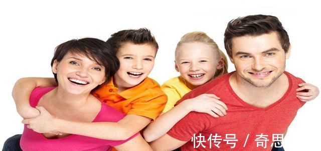 家庭|多子家庭中,哪个孩子会最孝顺父母应该牢记孝顺和出生顺序无关