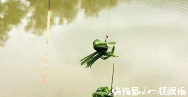 钓法|确认过眼神，草鱼只需按我说的钓，天气再冷也照样狂拔，莫忽视