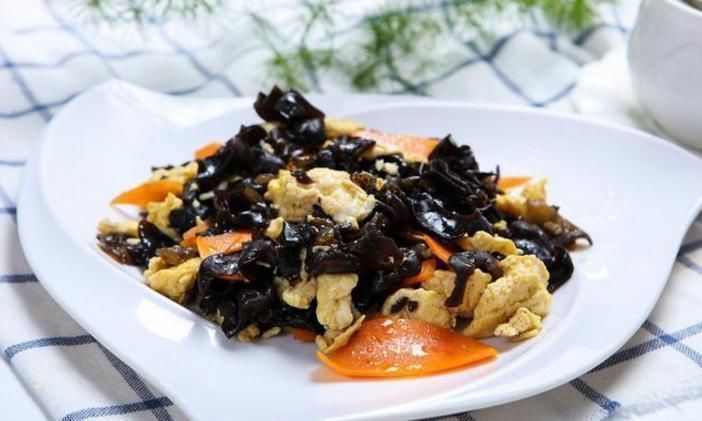 胎毒|怀孕后,有必要吃鹅蛋吗若你还没有到孕8月,建议还是看一看