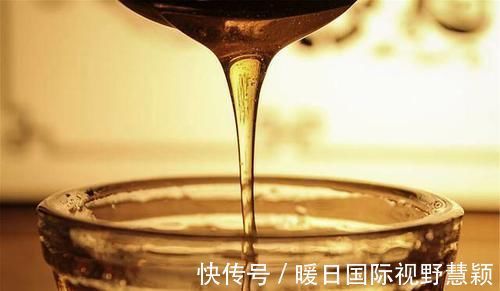 男性|男人经常失眠,怎么做能睡个好觉?4个妙招或能派上用场